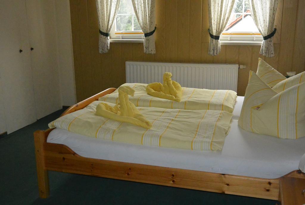 Pension Immergruen Kurort Jonsdorf Bagian luar foto