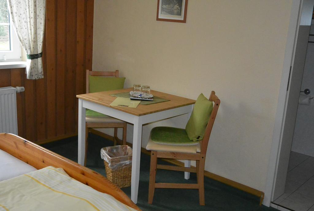 Pension Immergruen Kurort Jonsdorf Bagian luar foto